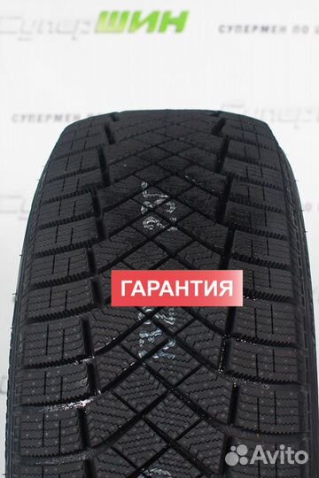 Pirelli Ice Zero FR 205/55 R16