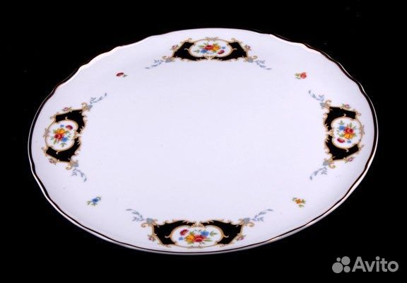 Фарфоровые блюда Bernadotte 