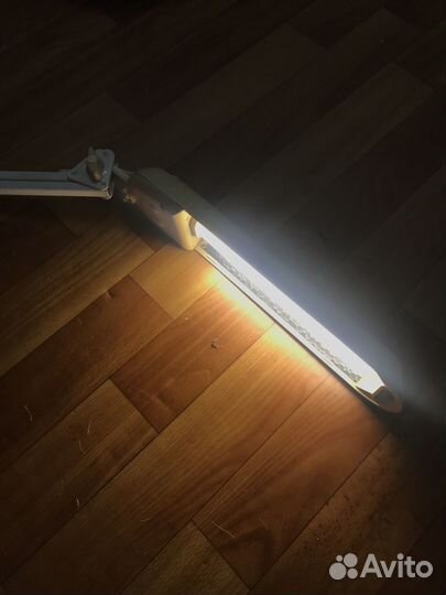 Лампа настольная