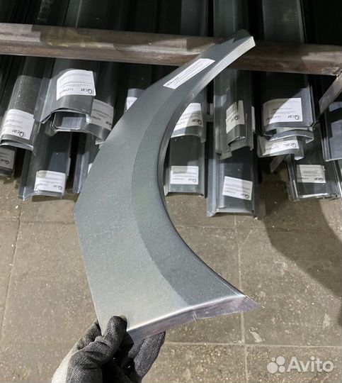 Арка правая VW Caddy 2004-2010 короткая база