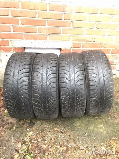 Bridgestone Ice Cruiser 7000 225/60 R17 103T