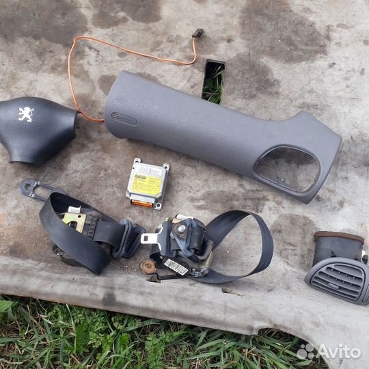 Подушка безопасности Пежо 206