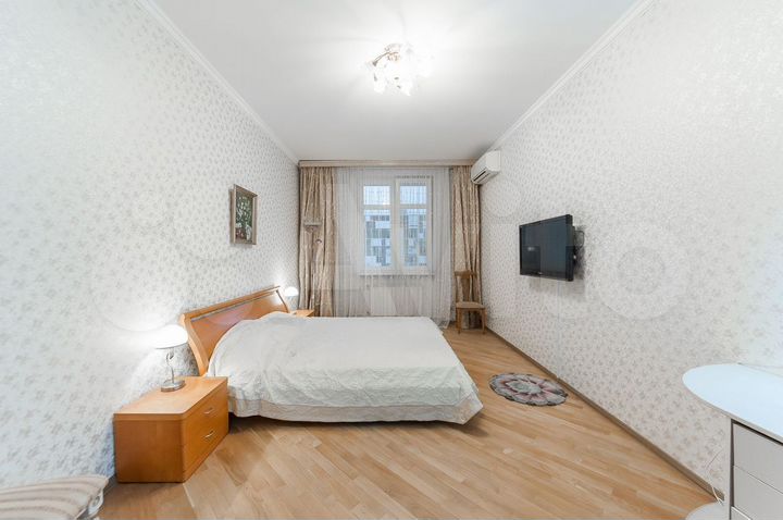 Комната 20 м² в 3-к., 4/14 эт.