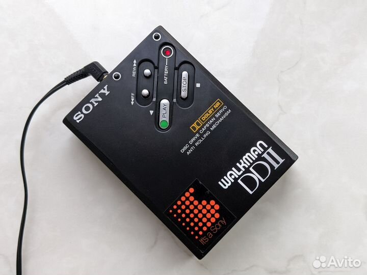 Кассетный плеер Sony Walkman WM-DD2