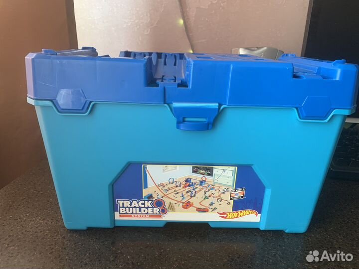 Набор треков Hot Wheels и машинки