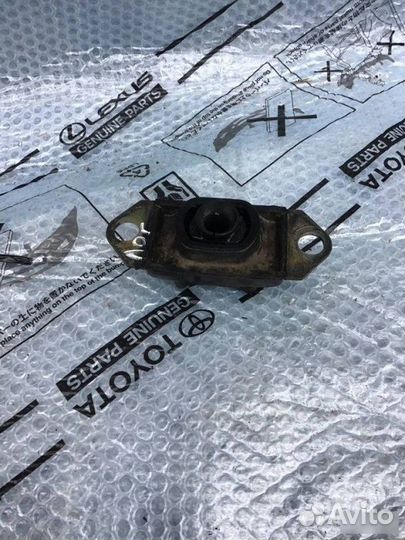 Подушка двигателя Renault Logan