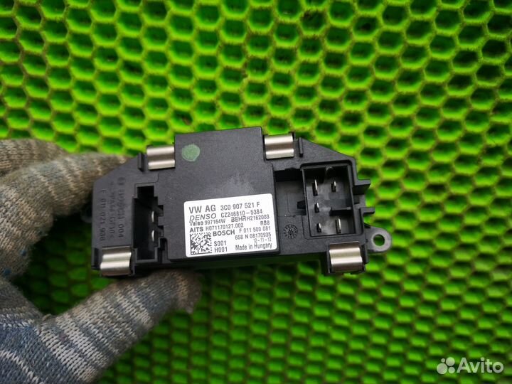 Реостат печки на Audi Q3 2012-2018