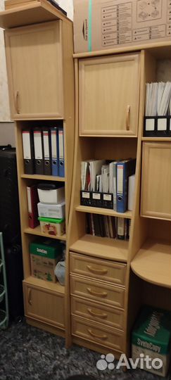 Компьютерный стол и солдатик