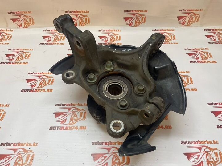 Кулак поворотный передний правый Mazda 3 BM