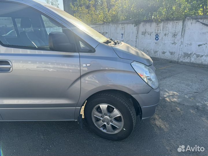 Hyundai Grand Starex 2.5 AT, 2014, 174 645 км