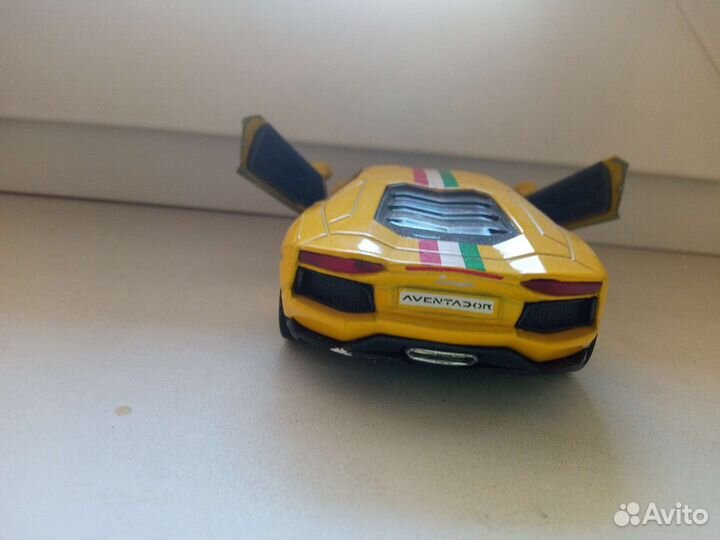 Ломбаргини Авентадор