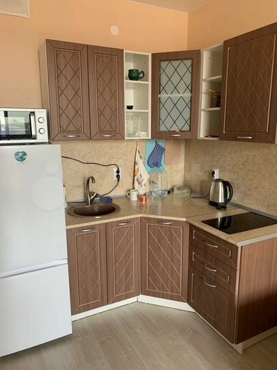 2-к. квартира, 45 м², 4/15 эт.