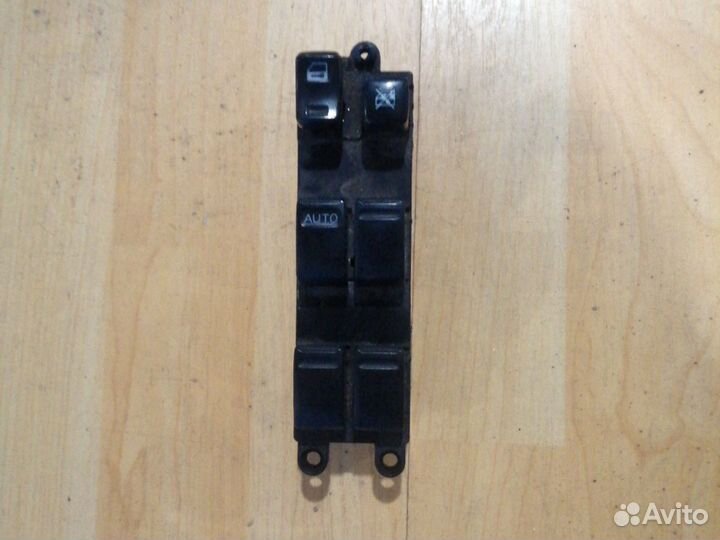 Блок управления стеклоподъемниками Xtrail t30