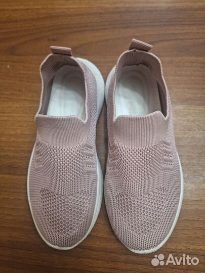 Слипоны на девочку