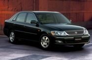 Toyota Pronard I (2000—2004) Седан