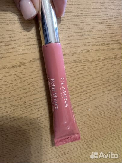 Блеск для губ clarins 05