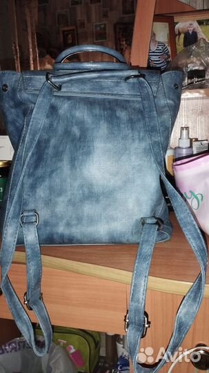 Сумки и рюкзаки женские