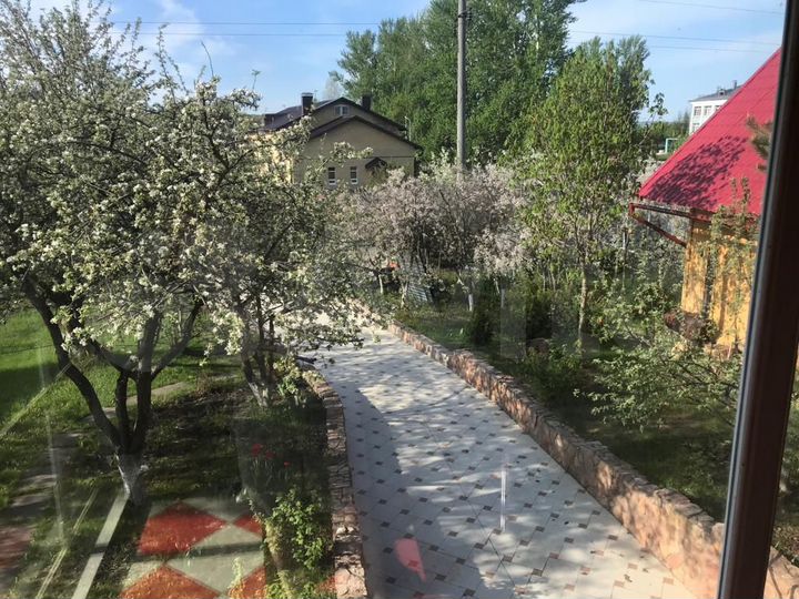 Коттедж 396,4 м² на участке 11,4 сот.