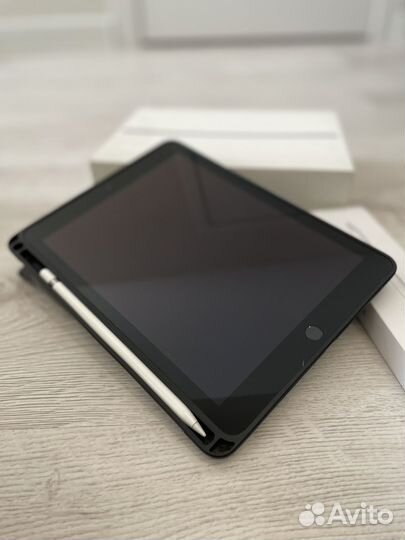 Планшет apple iPad 2019