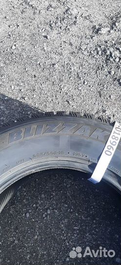 Bridgestone Blizzak Spike-01 285/60 R18