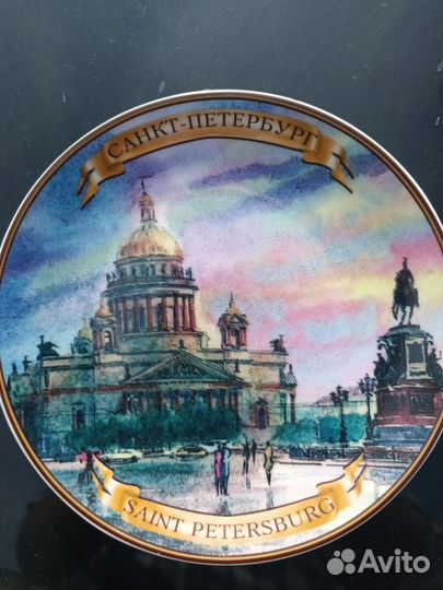 Сувенирные тарелки разных стран