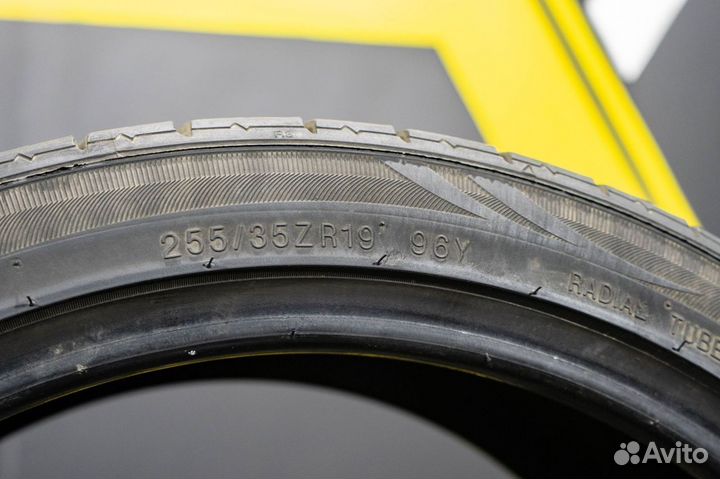 Kumho Ecsta LE Sport KU39 255/35 R19 96Y