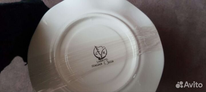 Красивая подарочная чашка