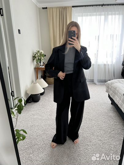 Брючный костюм женский, пиджак и брюки