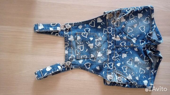 Джинсовый комбинезон для девочки