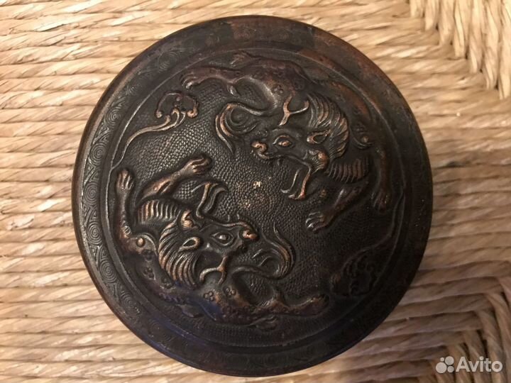 Коллекция старинных табакерок