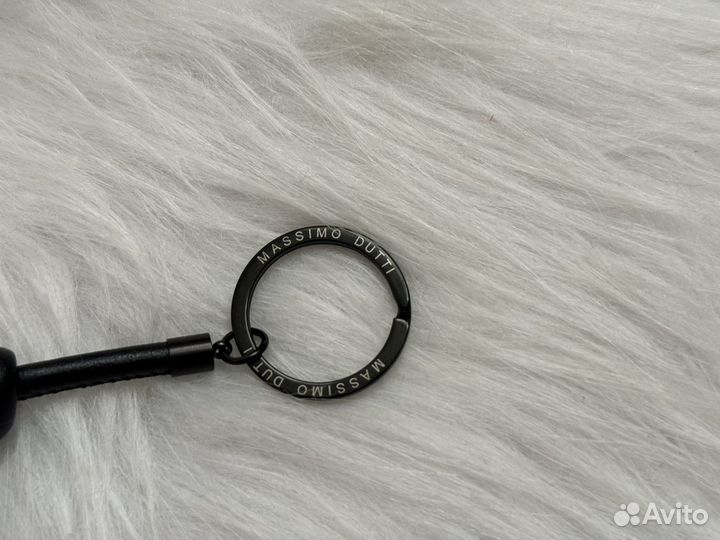 Брелок кожа Massimo Dutti новый