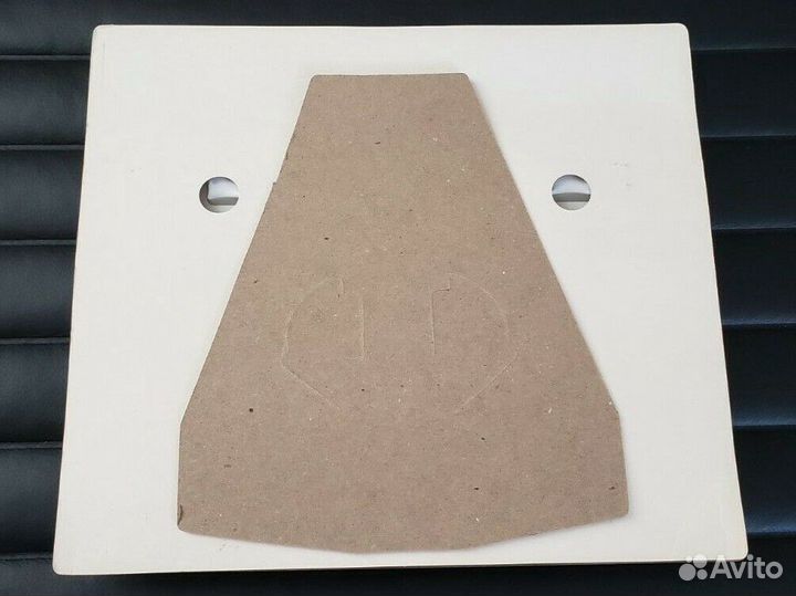 Дисплей Zippo на 8 зажигалок