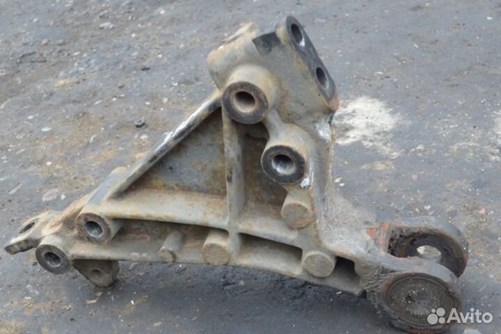 Кронштейн кабины, передний правый DAF 95XF (01.97