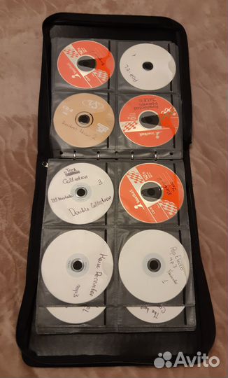 Сумка-органайзер для 200 cd дисков с дисками