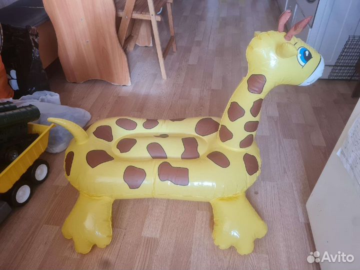 Игрушка для плавания