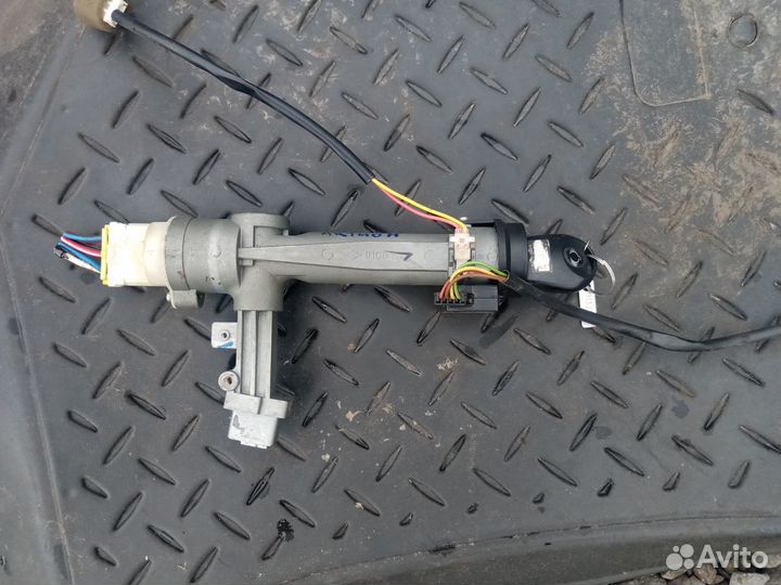 Замок зажигания на Сан Енг Актион 08г