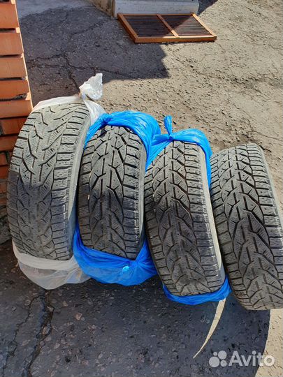 AmberWay Spor HP 215/60 R17 100