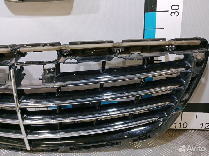 Б/У Решетка радиатора Mercedes W222#001