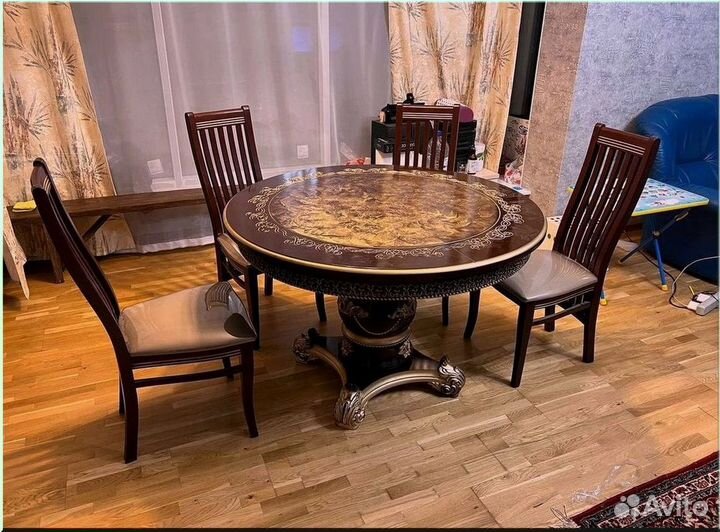 Круглый стол раздвижной