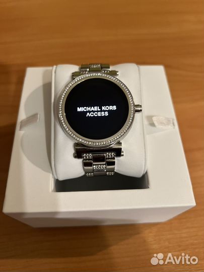 Часы michael kors access