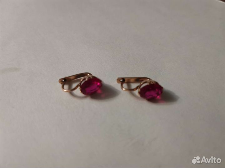 Золотые серьги 583 пробы камень александрит
