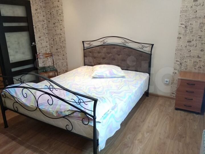 2-к. квартира, 70 м², 8/14 эт.