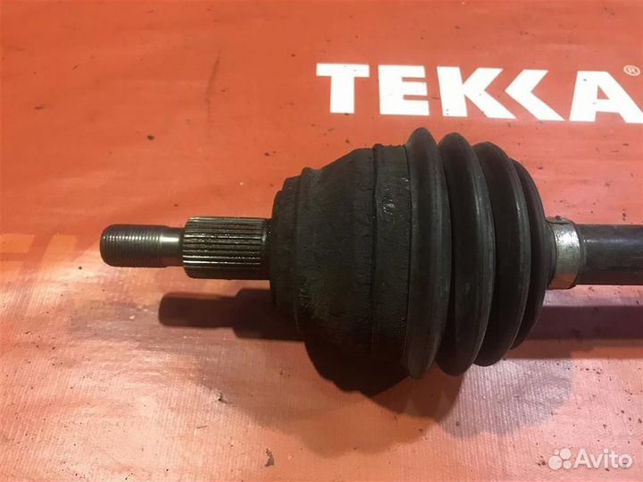 Привод передний левый Фольксваген Гольф 4