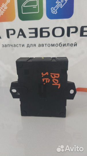 Блок управления крышки багажника Land Rover Range