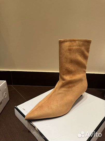 Ботильоны женские демисезонные на низком каблуке