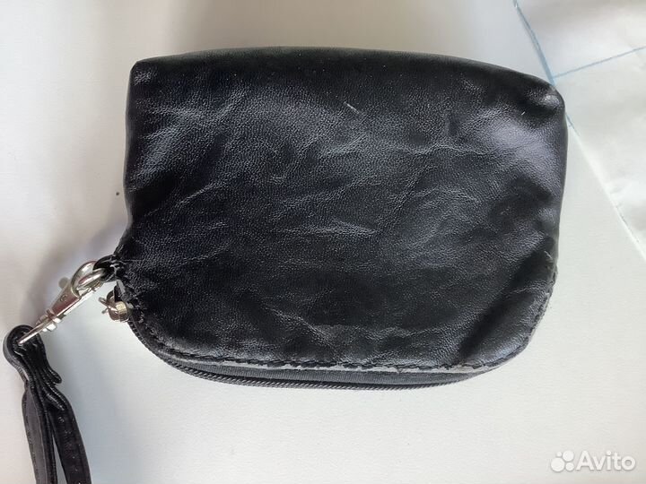 Кошелек на молнии с ручкой