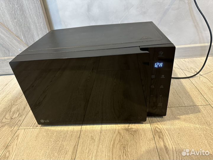 Микроволновая печь lg ms2595gis
