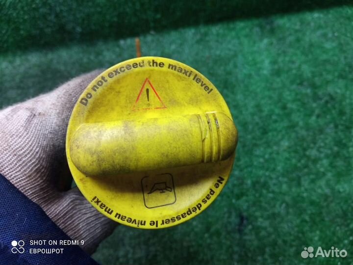 Маслозаливная горловина Renault Megane 3 (2009-20