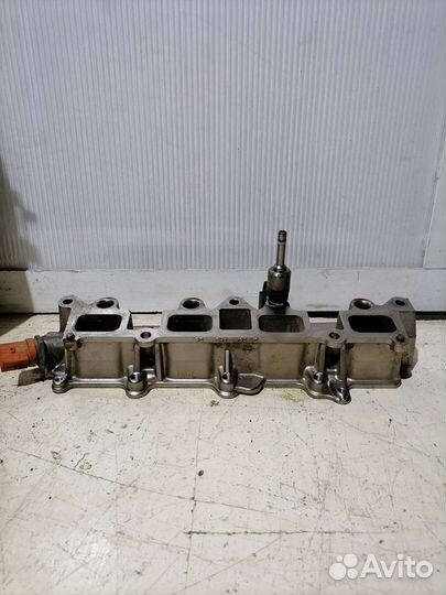 Рампа топливная 1.4 Фольксваген Тигуан