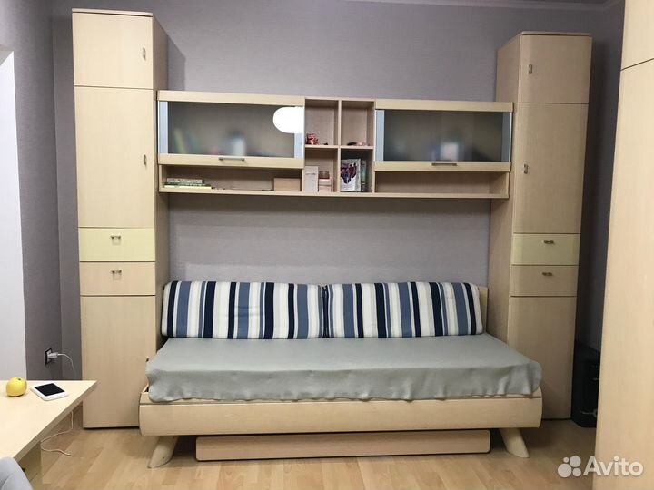 Детский мебельный гарнитур